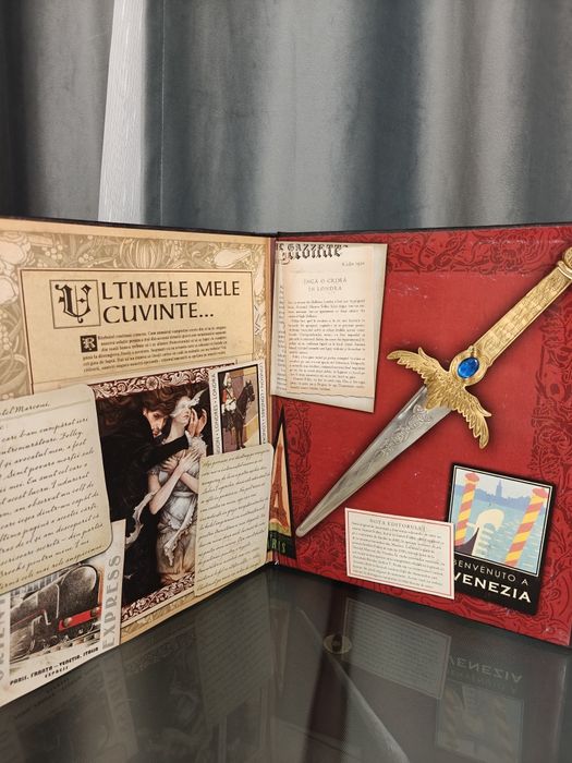 Cartea Vampirilor - O Enciclopedie a Creaturilor Tenebrelor - Egmont