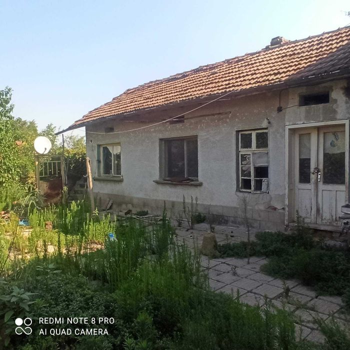 Продава КЪЩА    
област Плевен, с. Ореховица