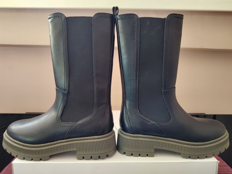 нови, Deichmann, №36