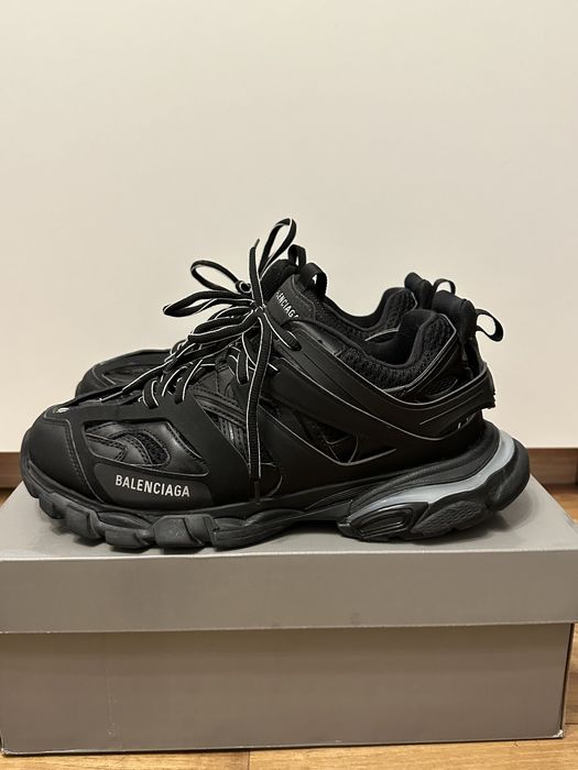 Balenciaga track LED