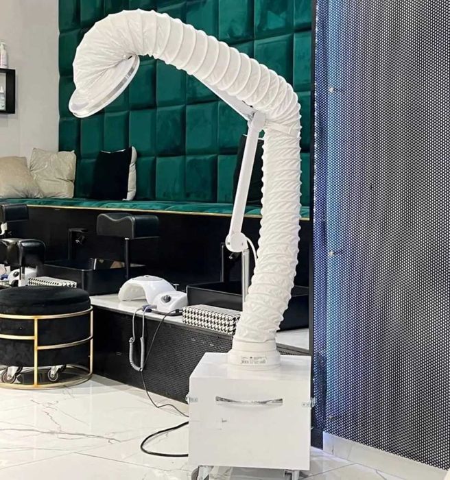 Aspirator  (extractor ) de praf pentru manichiură