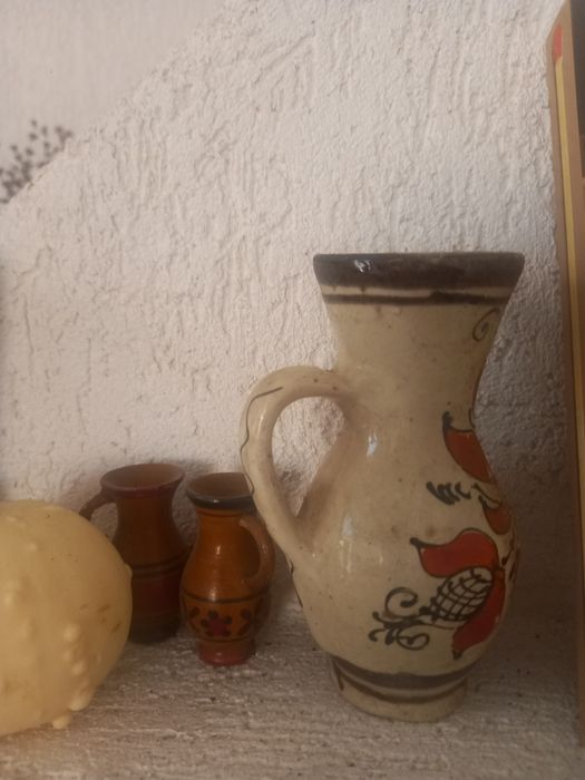 Vind obiecte vechi de  calitate superioara