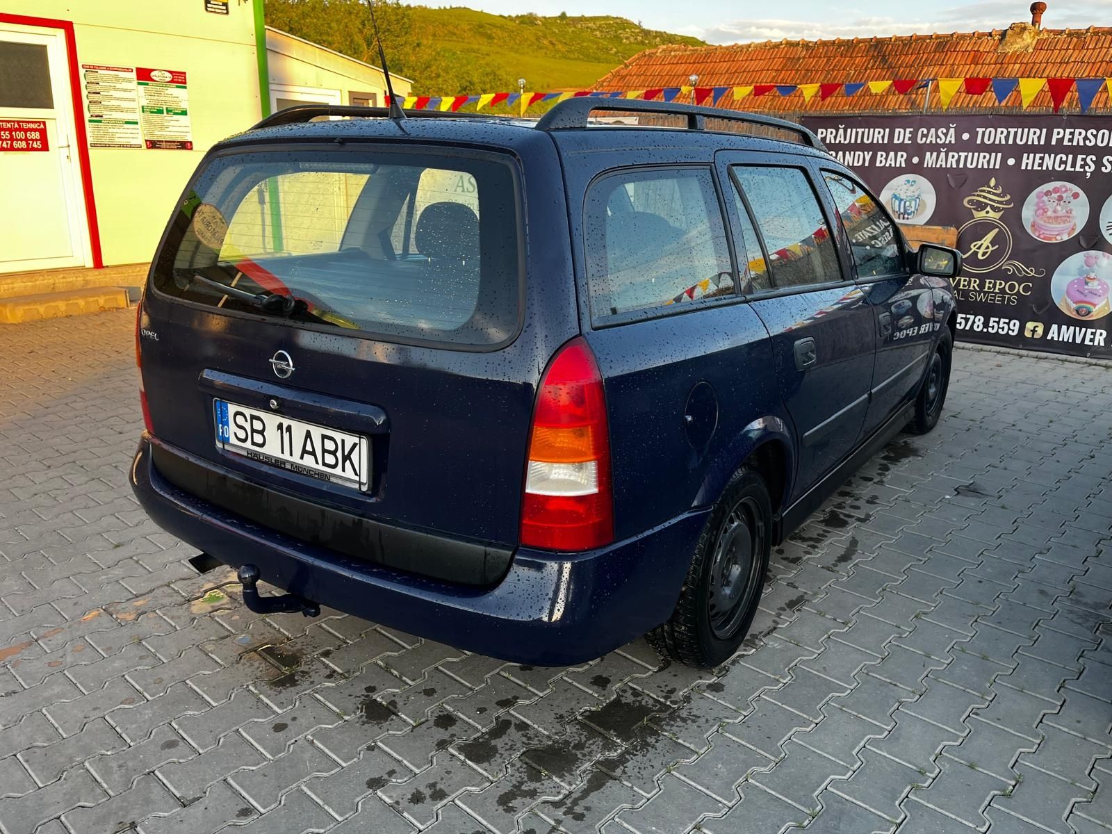 Vând Opel Astra Caravan
