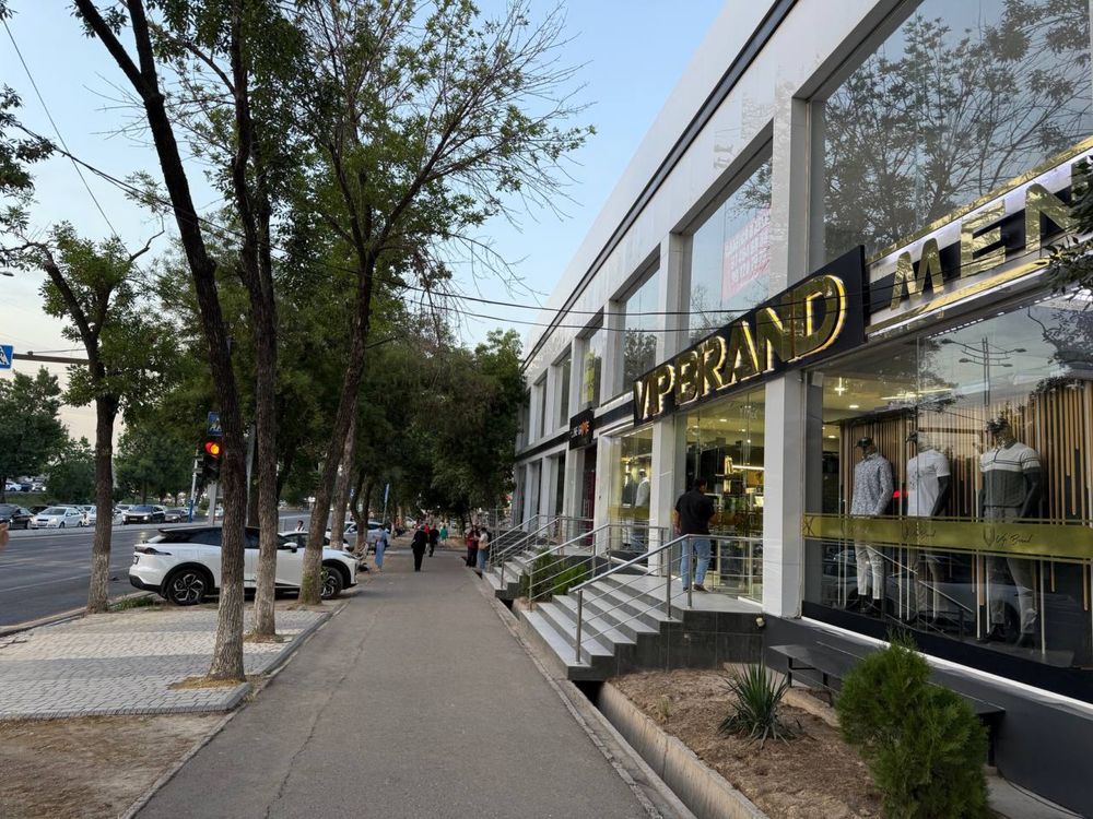 Сдается в Аренду 2 этаж Здания, 618м2. Первая линия. Open Space