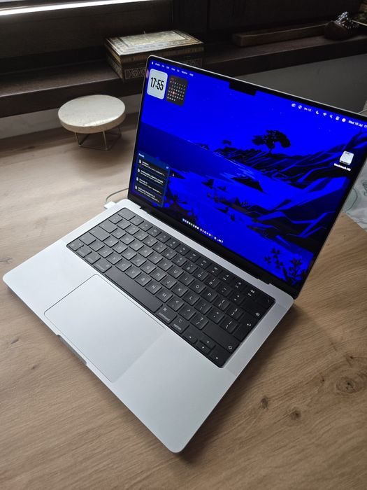 Macbook pro 14 inch m1 pro 512gb