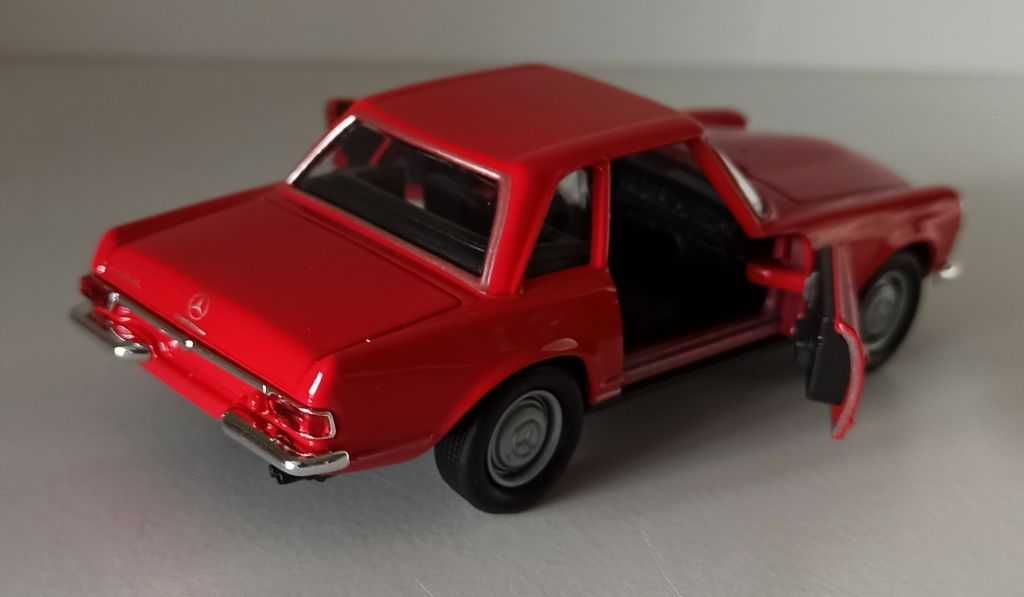 Macheta Mercedes Benz 230 SL W113 1963 rosu - Welly 1/36