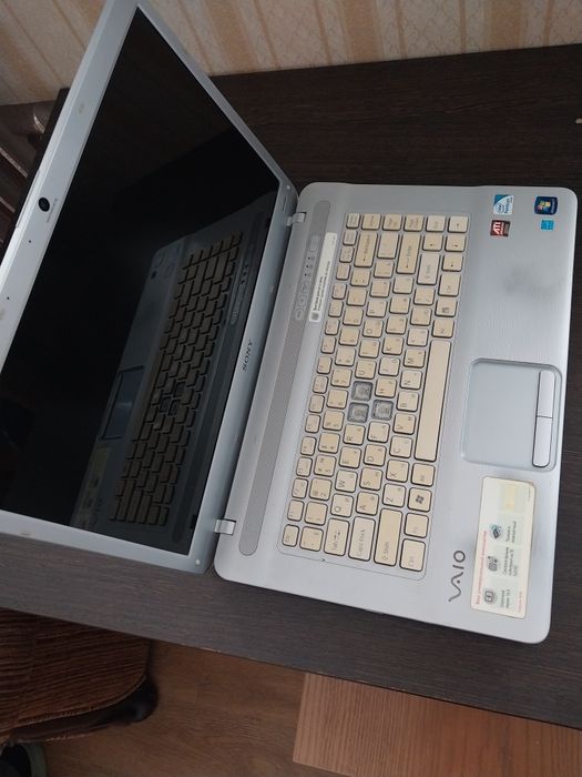 Ноутбук Sony Vayo 2012 года