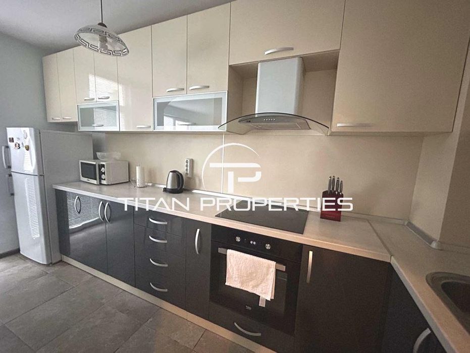 Тристаен апартамент, под наем, Център