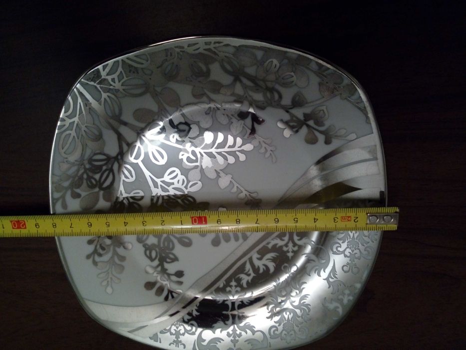 Декоративни чинии арт