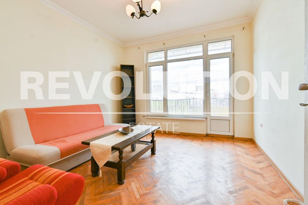 Двустаен апартамент в ж.к. Медицинска академия