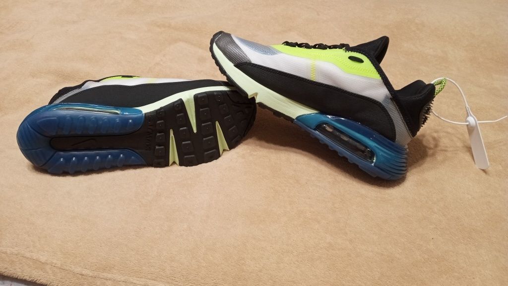 Новые Nike 2090, 2024года, 43 размер