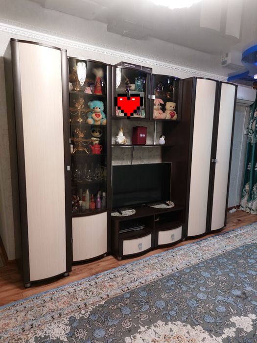 Продам стенку-горку длина 3метр, шир 55см, высота 230см