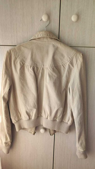 Geaca de piele intoarsa bej pentru femei marimea 42