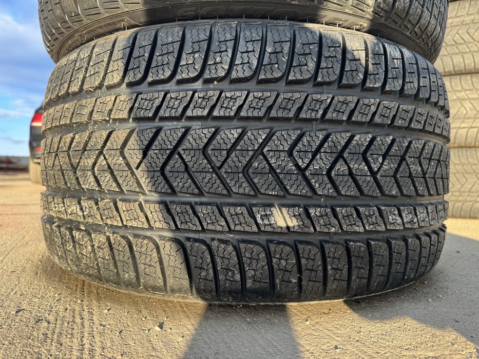 Anvelope Noi 315/30/21 Pirelli