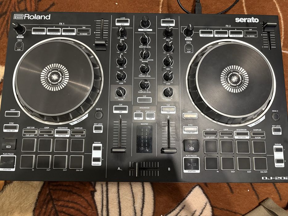 Consola dj roland 202