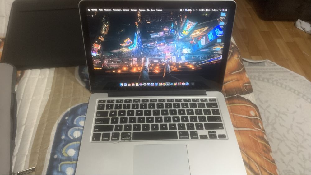 Macbook Pro 13 (late 2013), Retina 13", i5 2.4GHz/4gb RAM/128gb SSD