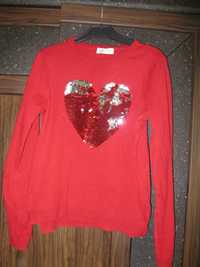 Красив червен пуловер за момиче на възраст 8-10 години