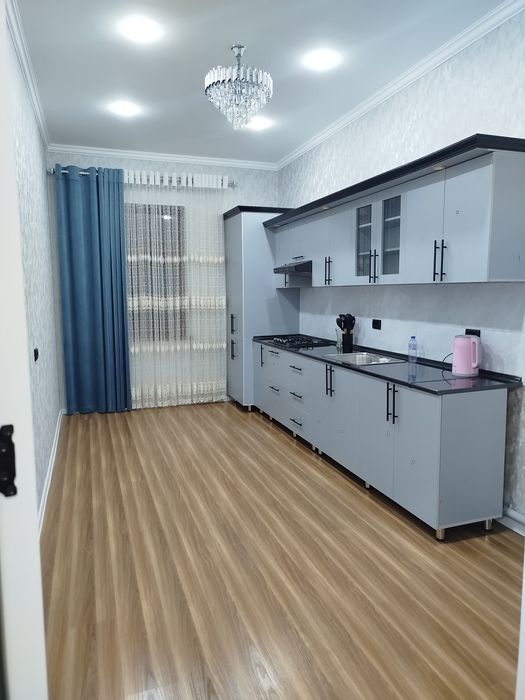 продается двух комнатная квартира в новом кирпичном доме в шестом