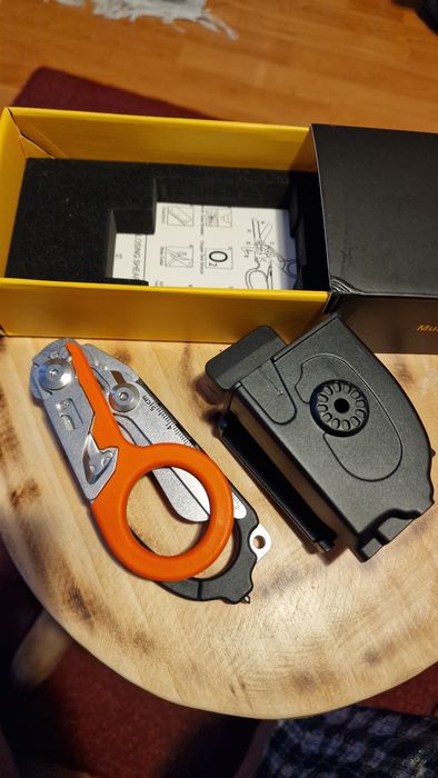 Foarfeca urgenta leatherman