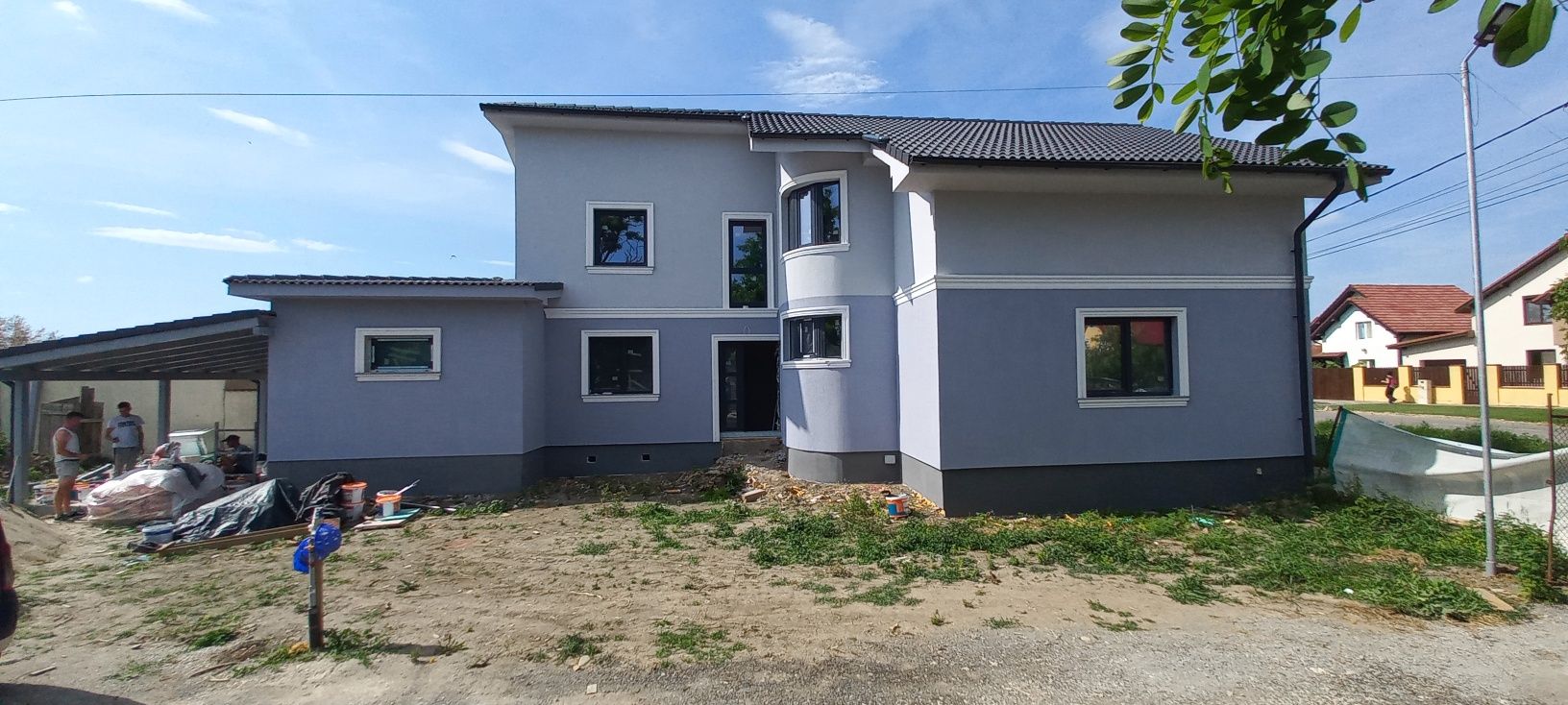 Ocazie!!!Vând casă cu P+M cu pivniță foarte răcoroasă