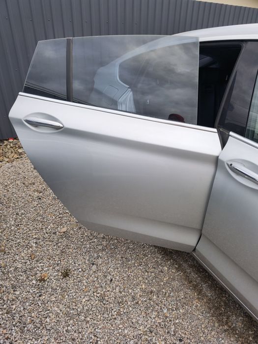 Ușă uși fata spate stânga dreapta BMW seria 5 F07 GT
