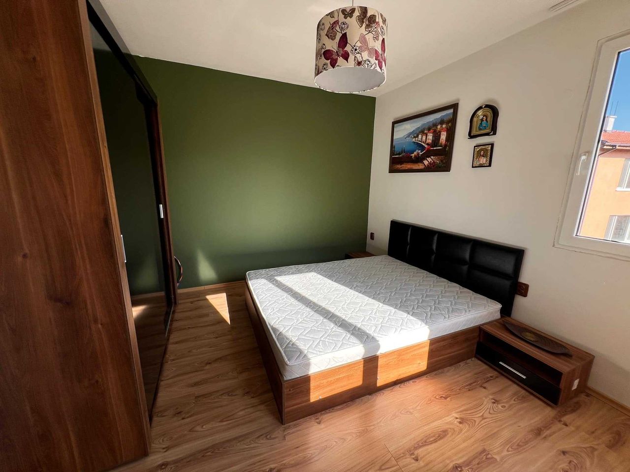 Дава се под наем Тристаен апартамент в София, Обеля - 105 кв.м за 600 € - Снимка #12