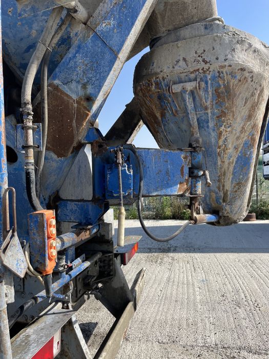 Iveco eurotrakker autobetoniera