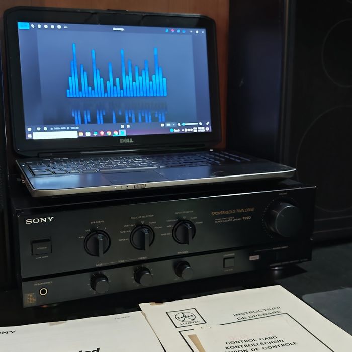 Amplificator Sony 2 x 80w + 2 boxe 100w vând sau schimb cu telefon