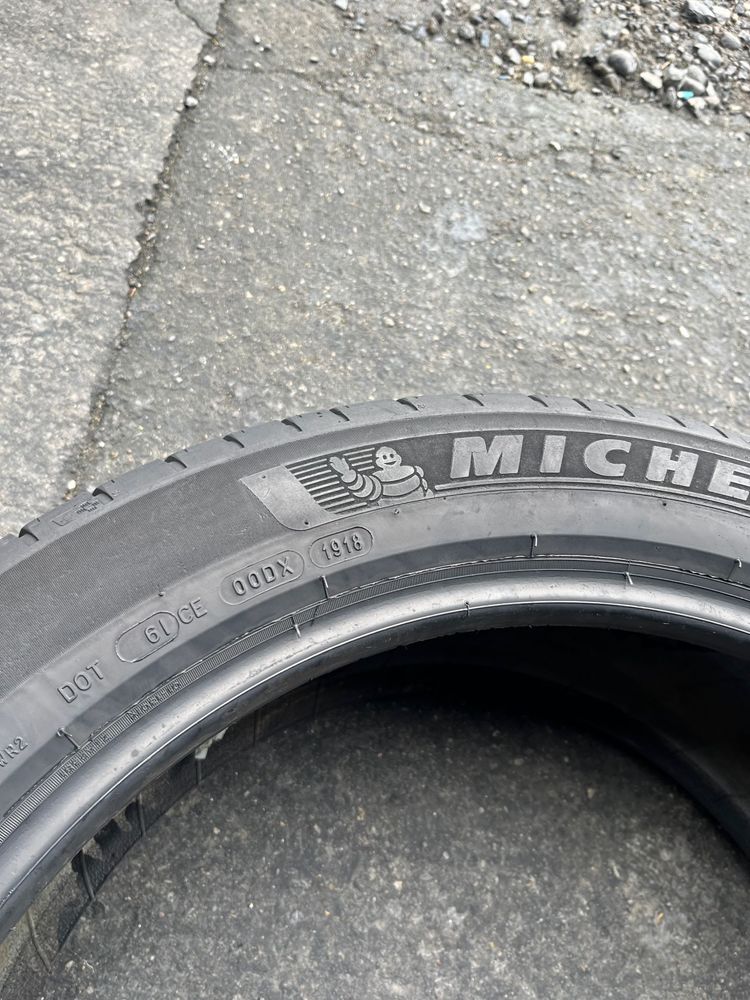 Anvelope vara 315/40/21 si 275/45/21 Michelin