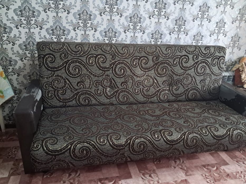 Отдам диван. Самовывоз
