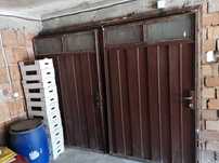 Продавам гаражни врати