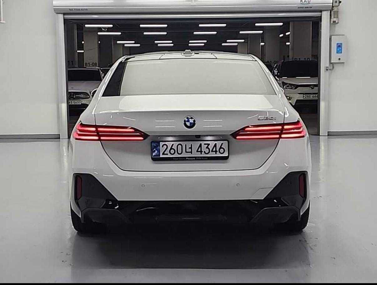 BMW 5 Series (G60) 520i M Sport