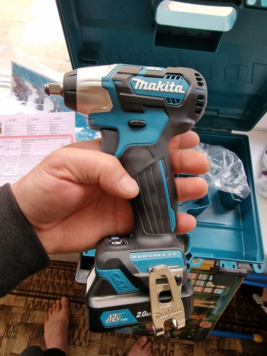 Шуруповерт гайковёрт винтовёрт  Макита оригинал бесщёточный новый CXT