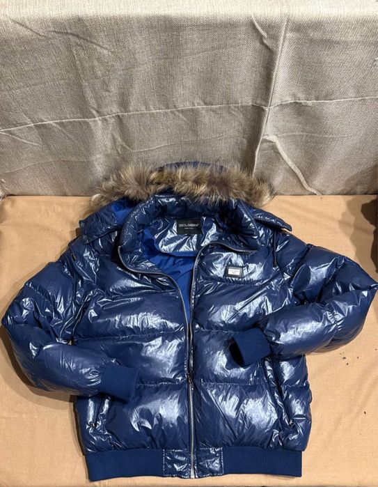 Продам куртку пуховик DOLCE & GABBANA оригинал