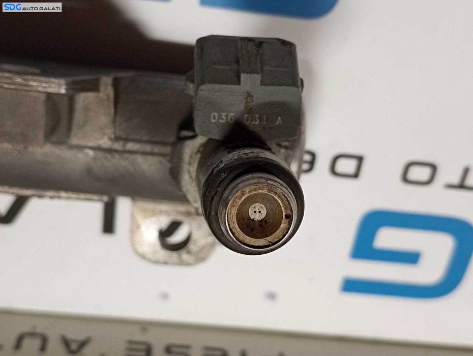 Rampa Presiune cu Injectoare Distribuitor Carburant Motorina Volkswagen Polo 9N 1.6 2004 - 2008 Cod 036133319AK 036031A 036133035A [M6016][M6017]