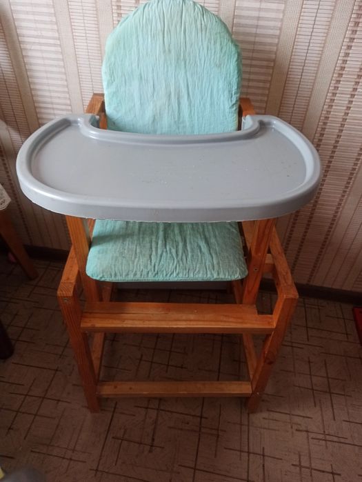 Отдам детский стульчик