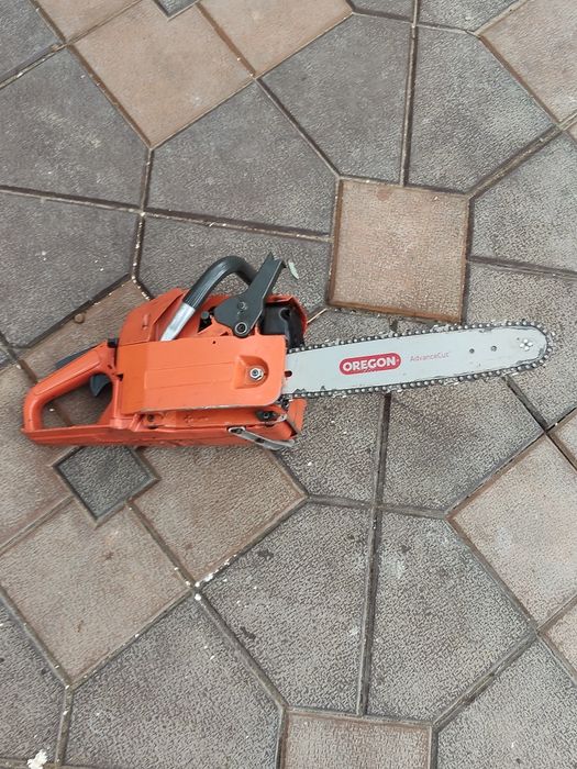 Drujba Husqvarna 246 in stare excelenta