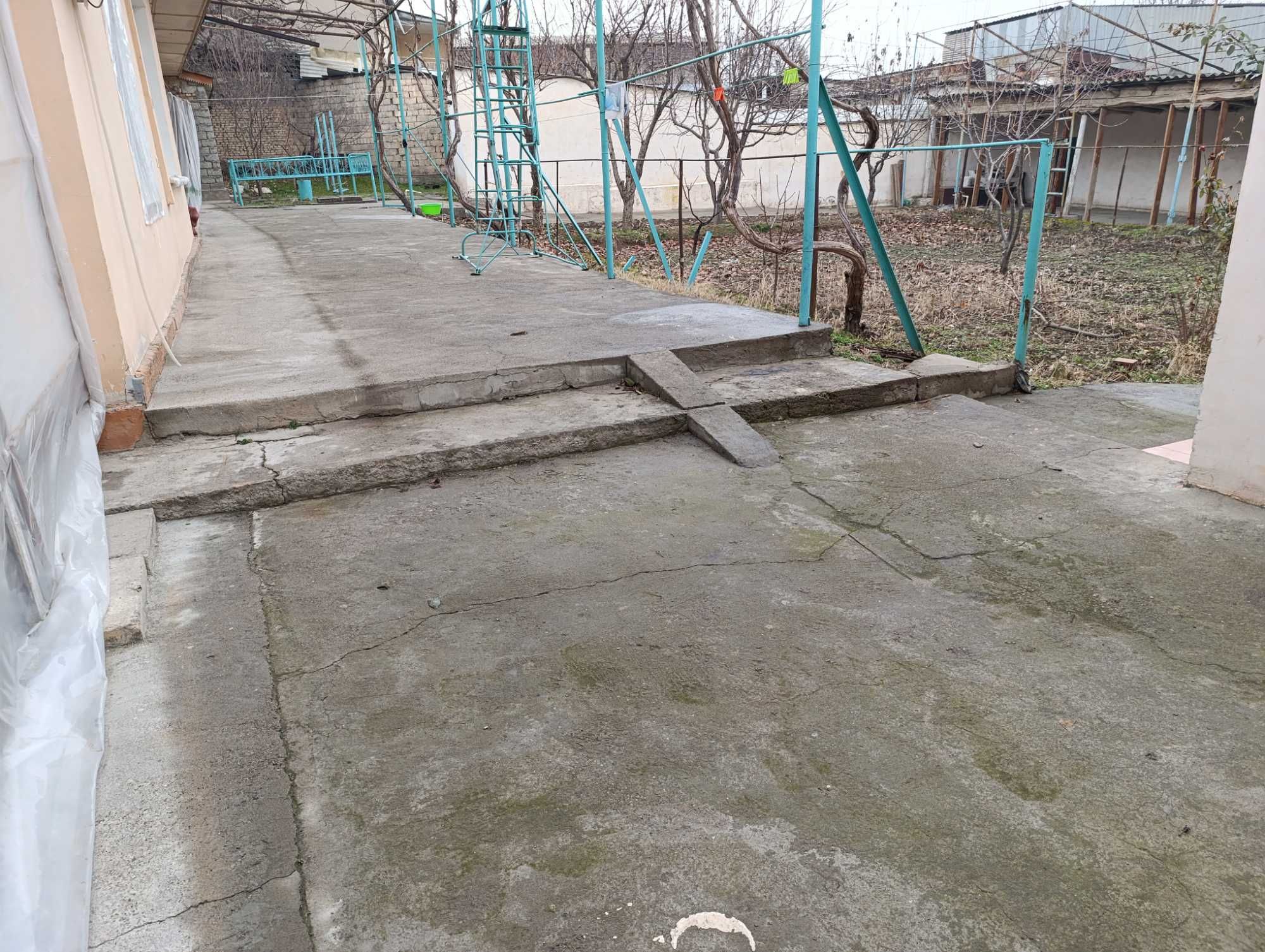 Grecheskiy gorodokda 7,59 sotix hovli sotiladi Mirzo Ulug'bek r.