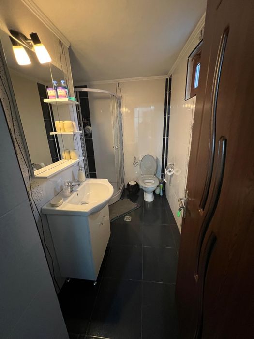 Cazare Calimanesti Caciulata Oaza de relaxare in centru gratar foisor