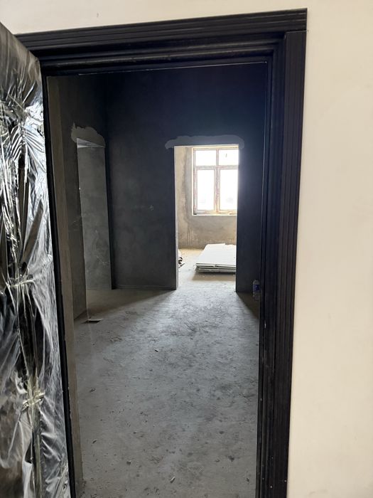 Продается квартира!! Мирзо- Улугбекский район массив Феруза, Чимган.