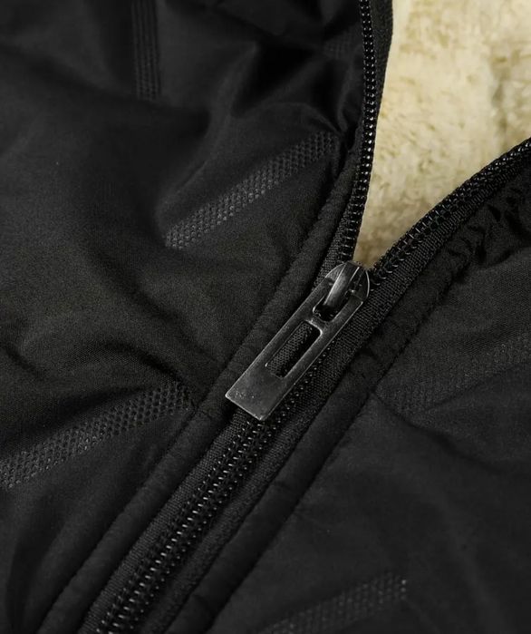 Мъжко зимно яке с качулка и топла подплата