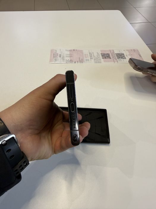 Vand Samsung 23 ultra 512 gb