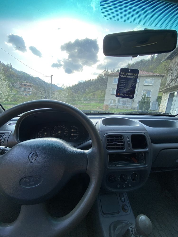 Renault Clio 1.4 75 к.с на части