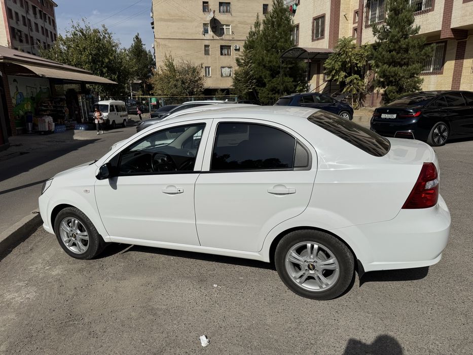 Nexia 3 2022 top toza