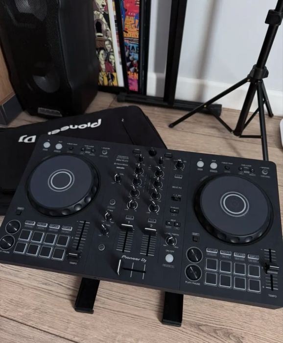 DDJ-FLX4 (диджей контроллер)