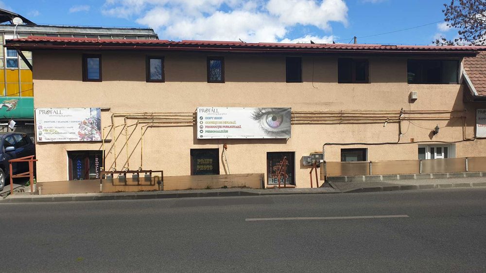 Vand spatiu comercial central 80 mp