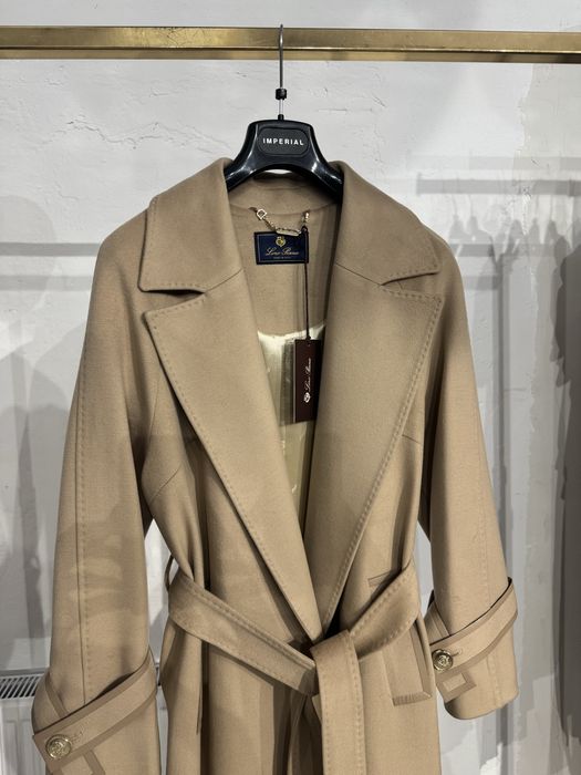 Palton Loro Piana Nou