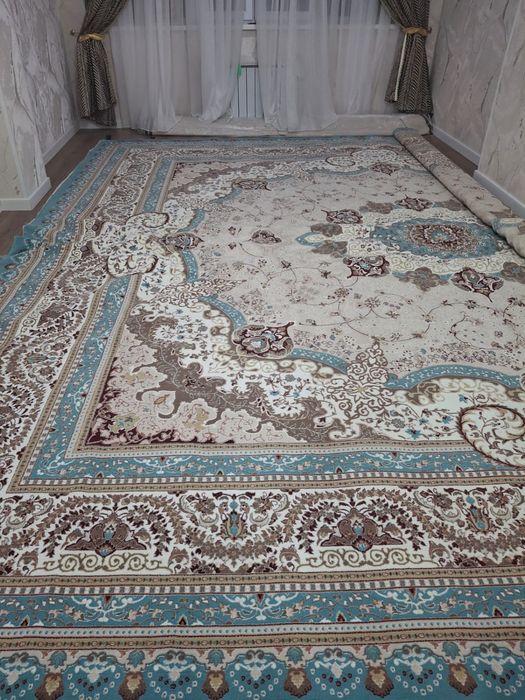 Продам ковры в хорошем состояний