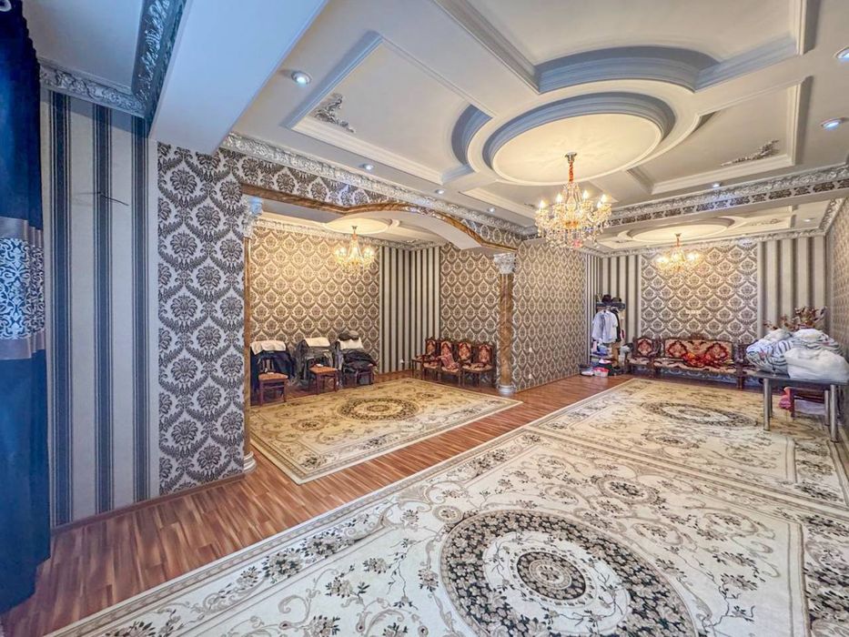 Продам дом на Циалковского, Мирзо Улугбек, 4.1 сотки, 6 комнат, 300м2