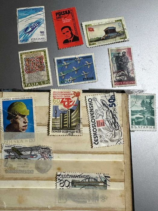 Стари пощенски марки - чуждестранни от средата на 20ти век.